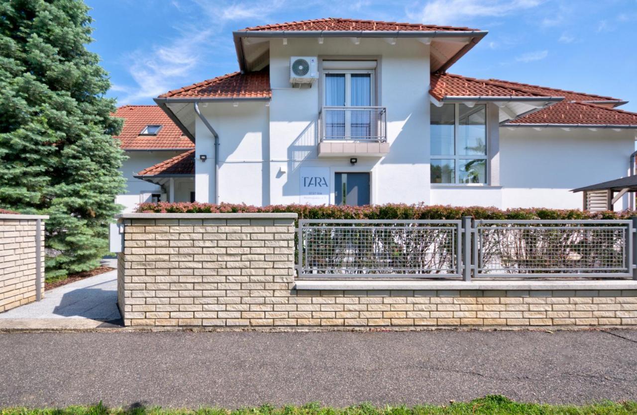 Villa Tara Buek Exteriér fotografie