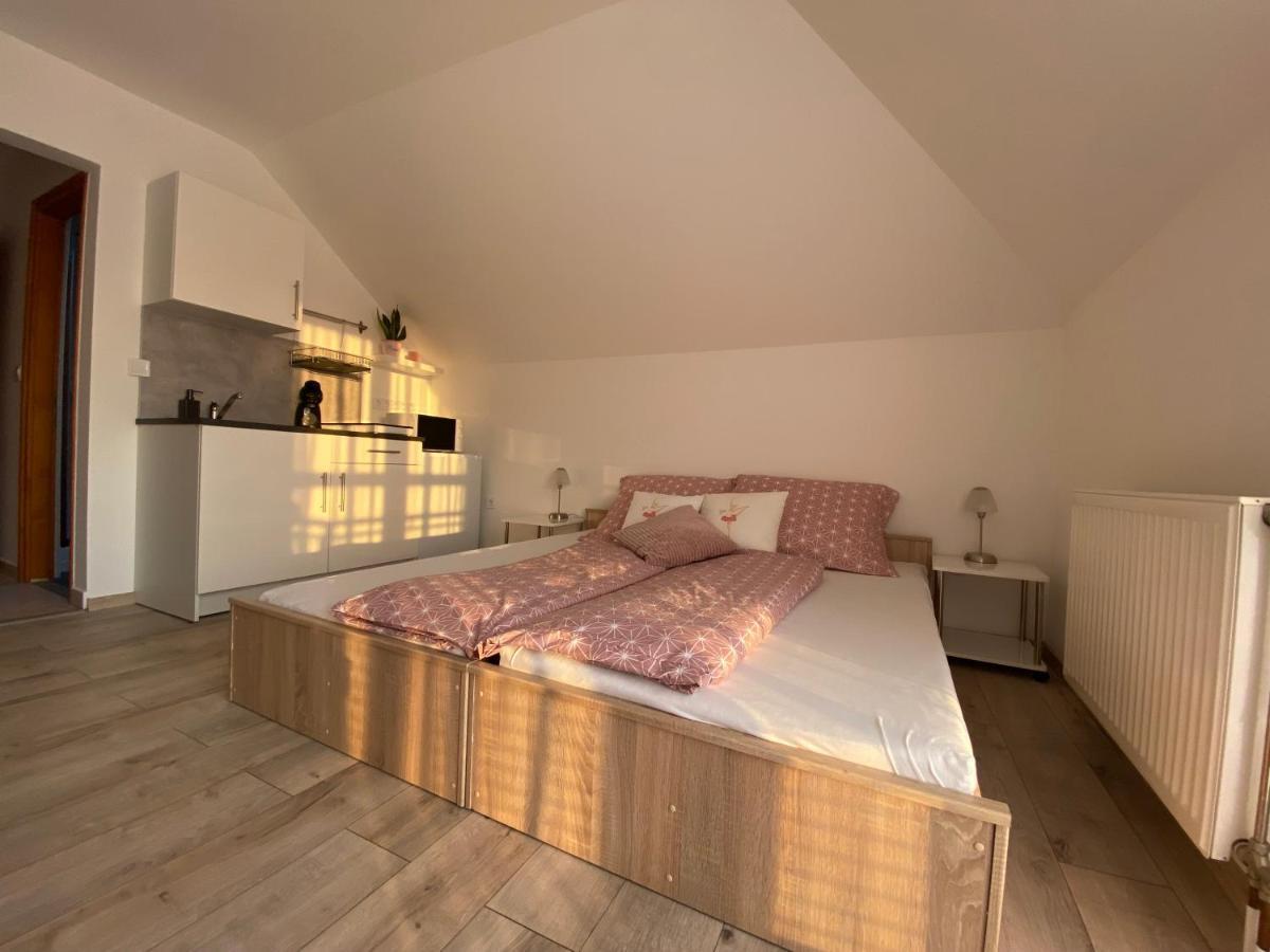 Villa Tara Buek Exteriér fotografie