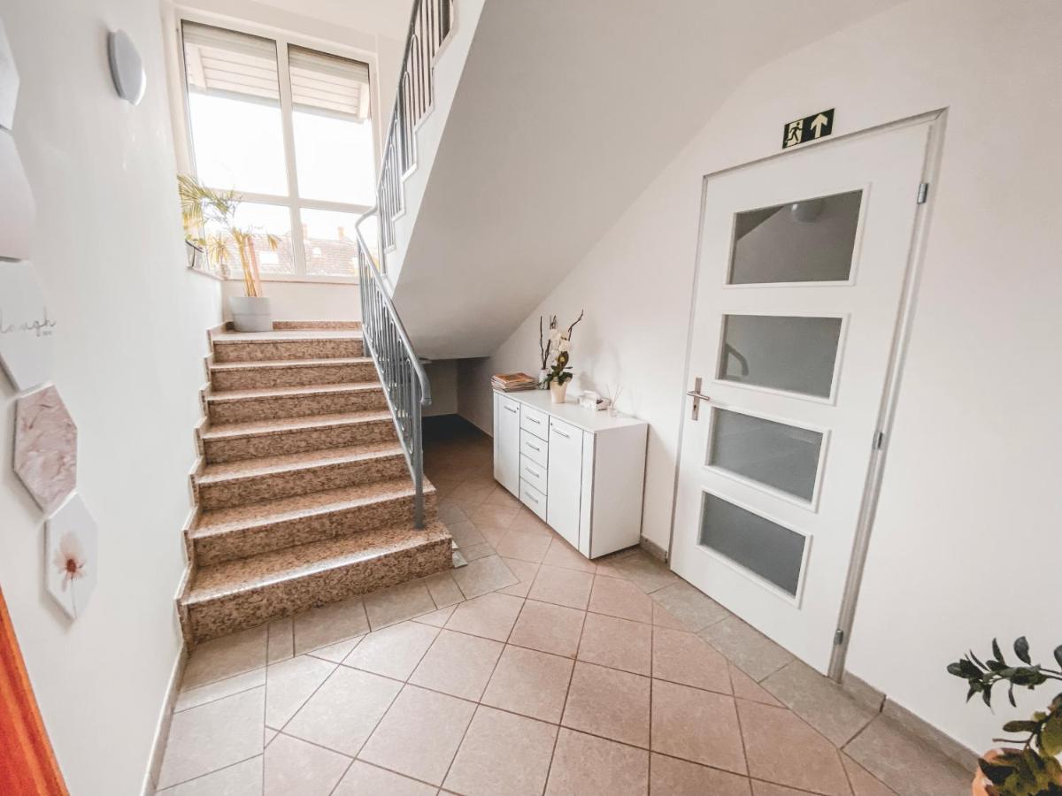 Villa Tara Buek Exteriér fotografie