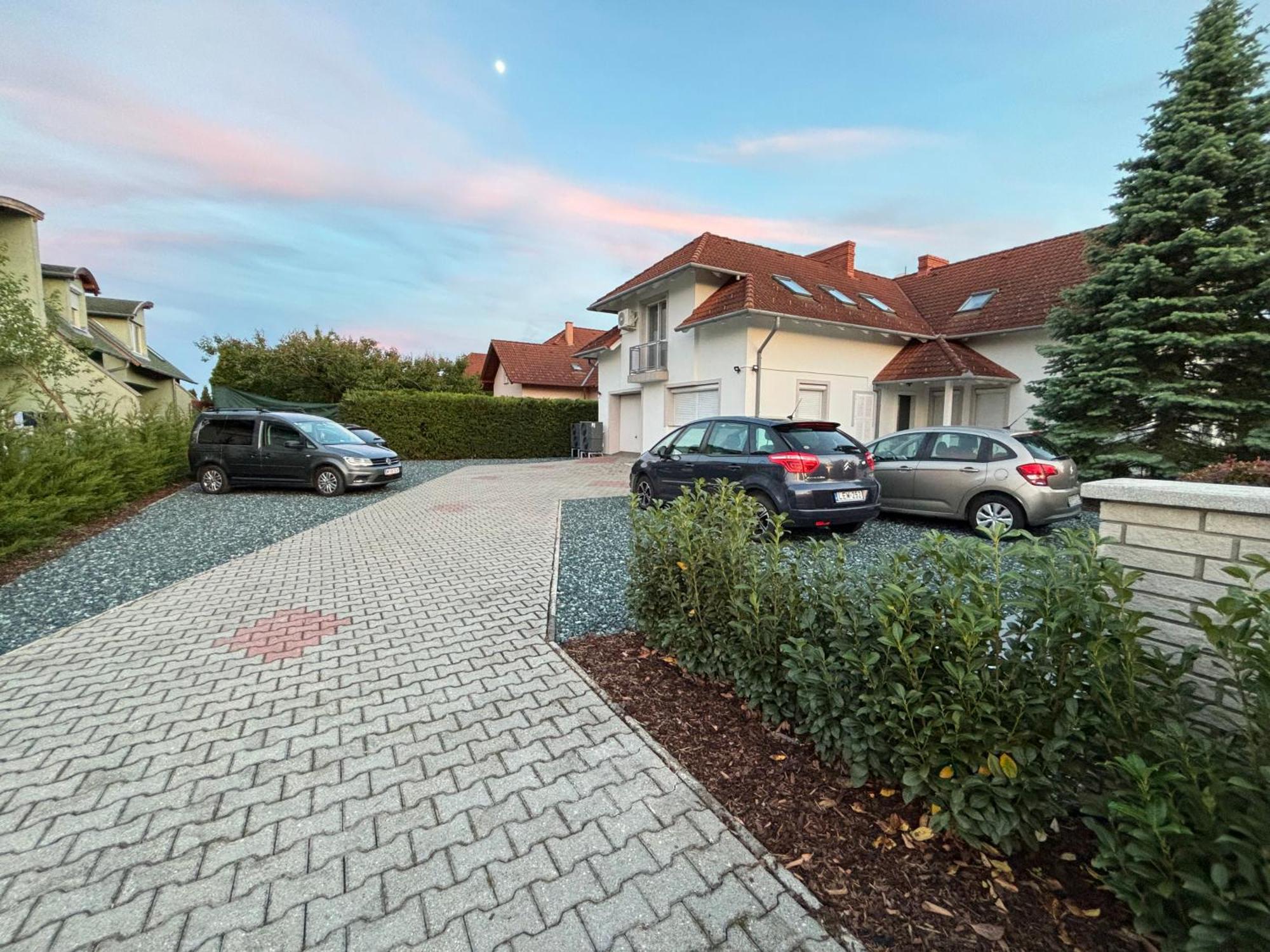 Villa Tara Buek Exteriér fotografie